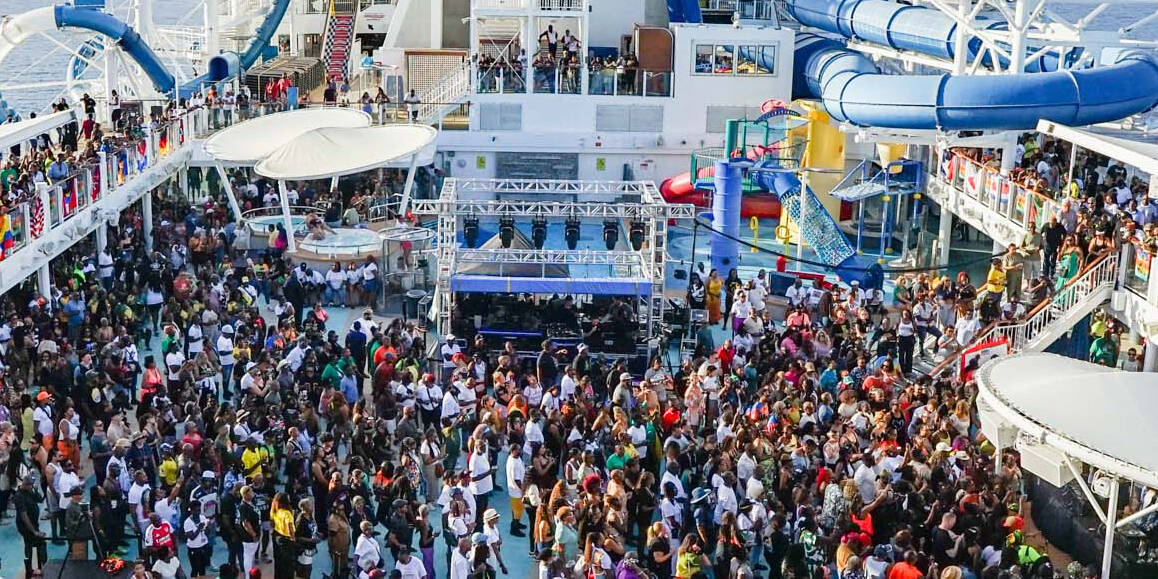 Welcome To Jamrock Reggae Cruise pool deck and crowd