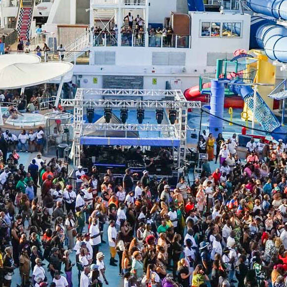 Welcome To Jamrock Reggae Cruise pool deck and crowd